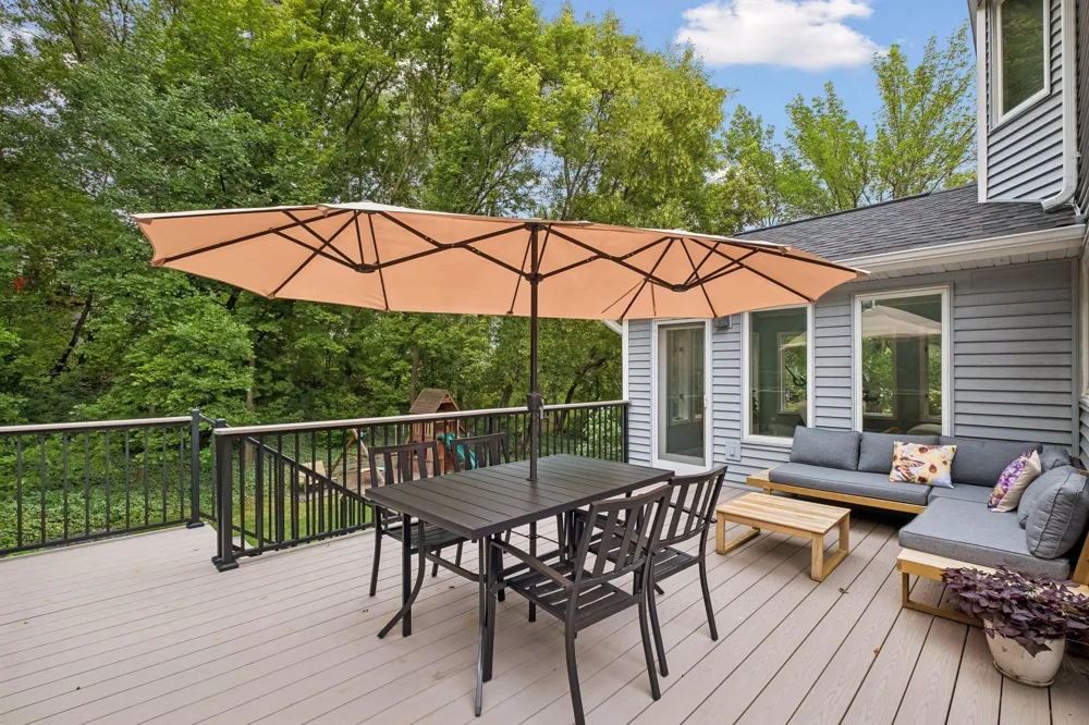 4747 Burr Oak Street Eagan, MN 55122