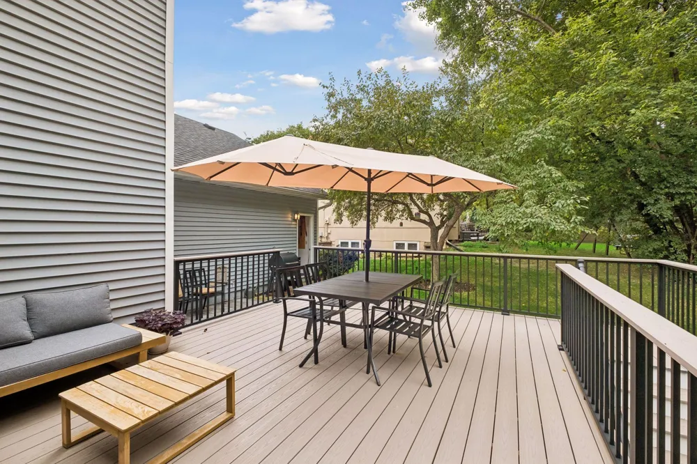 4747 Burr Oak Street Eagan, MN 55122