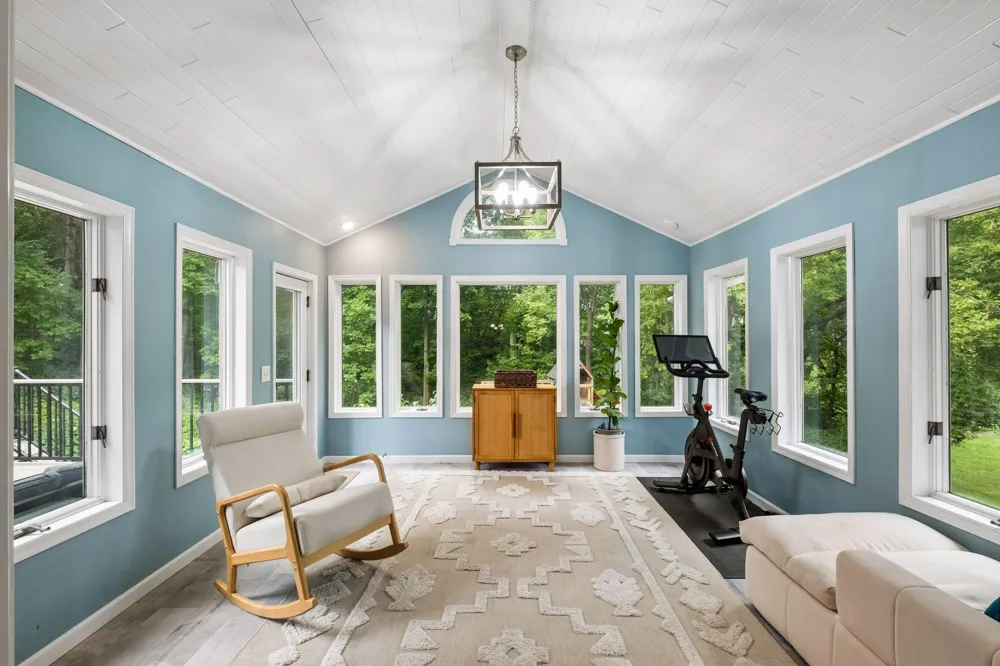 4747 Burr Oak Street Eagan, MN 55122