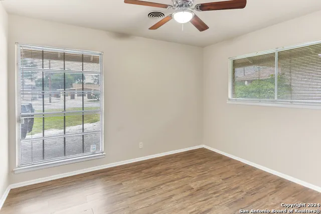 2730 NACOGDOCHES RD San Antonio, TX 78217