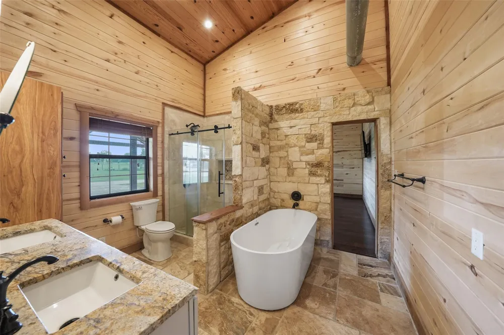 26534 Mitchell Road Hempstead, TX 77445