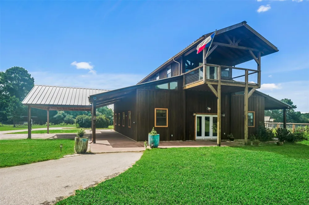 26534 Mitchell Road Hempstead, TX 77445