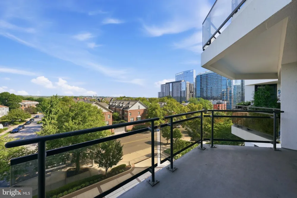 1530 KEY BOULEVARD #520 Arlington, VA 22209