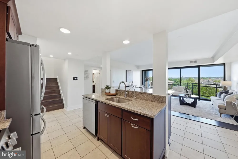 1530 KEY BOULEVARD #520 Arlington, VA 22209