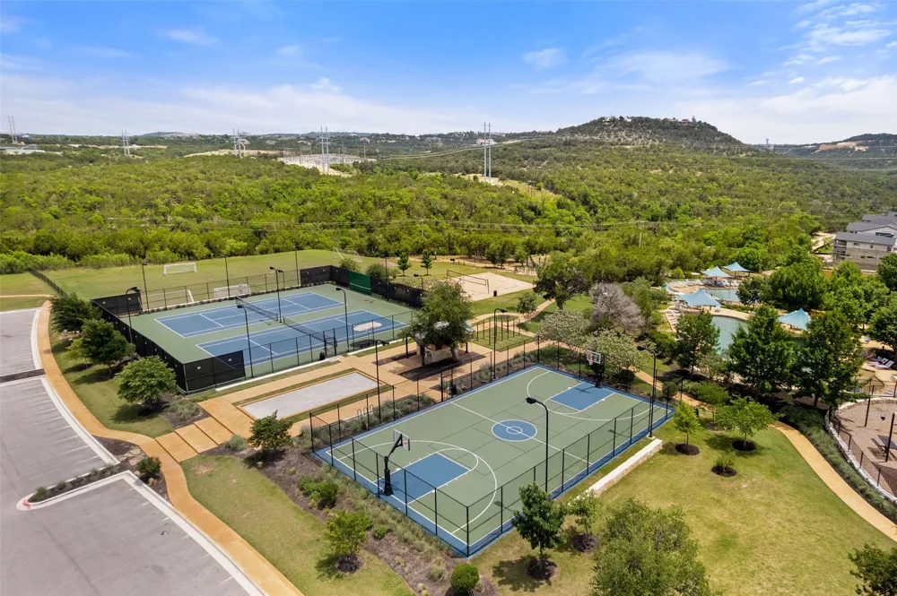 209 Maxwell Way Austin, TX 78738