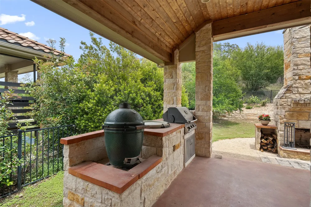 209 Maxwell Way Austin, TX 78738
