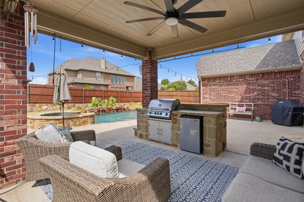 15821 Bent Rose Way Fort Worth, TX 76177