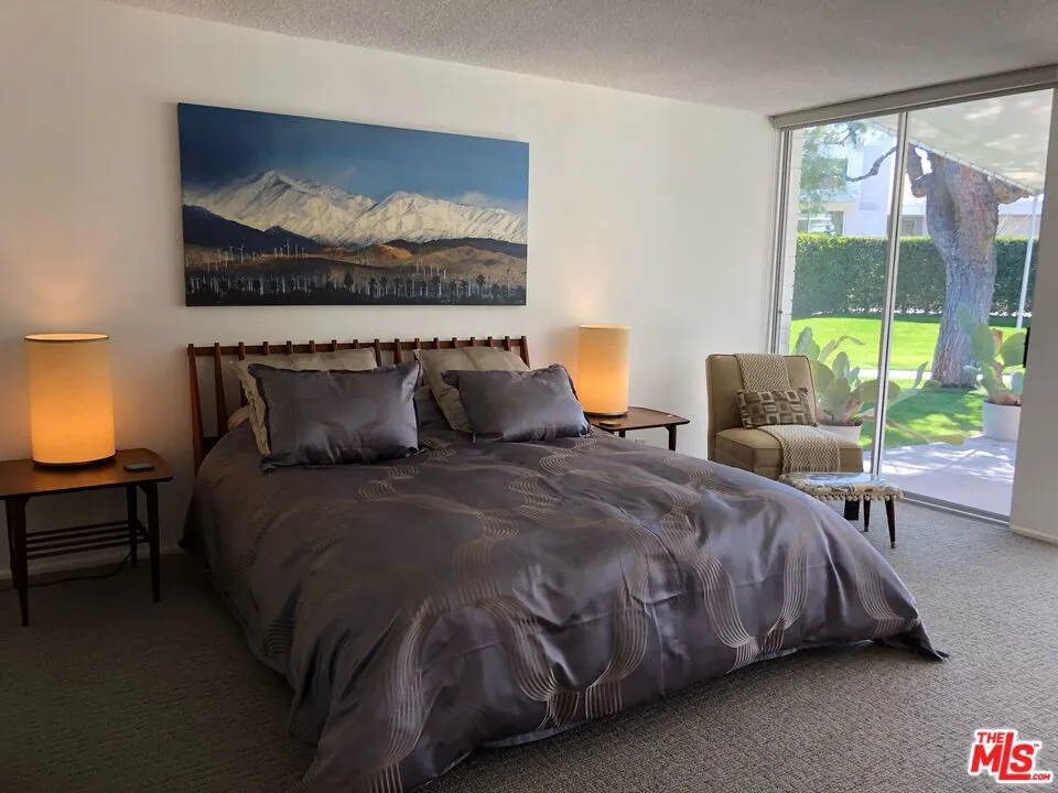 2765 S Kings Road Palm Springs, CA 92264