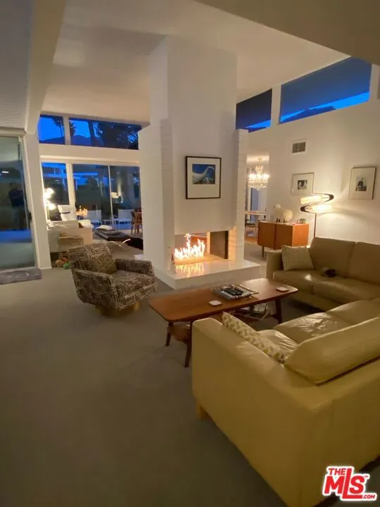 2765 S Kings Road Palm Springs, CA 92264