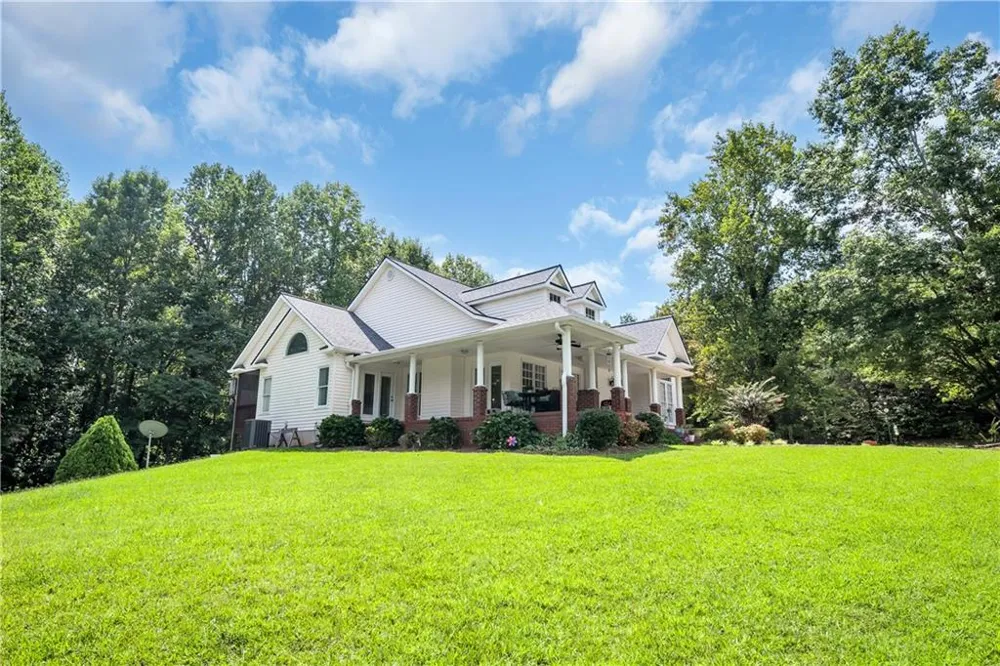 270 Hidden Meadows Road Cleveland, GA 30528