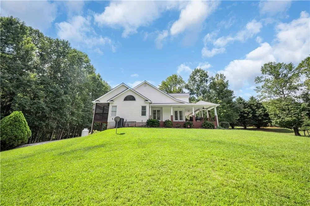 270 Hidden Meadows Road Cleveland, GA 30528