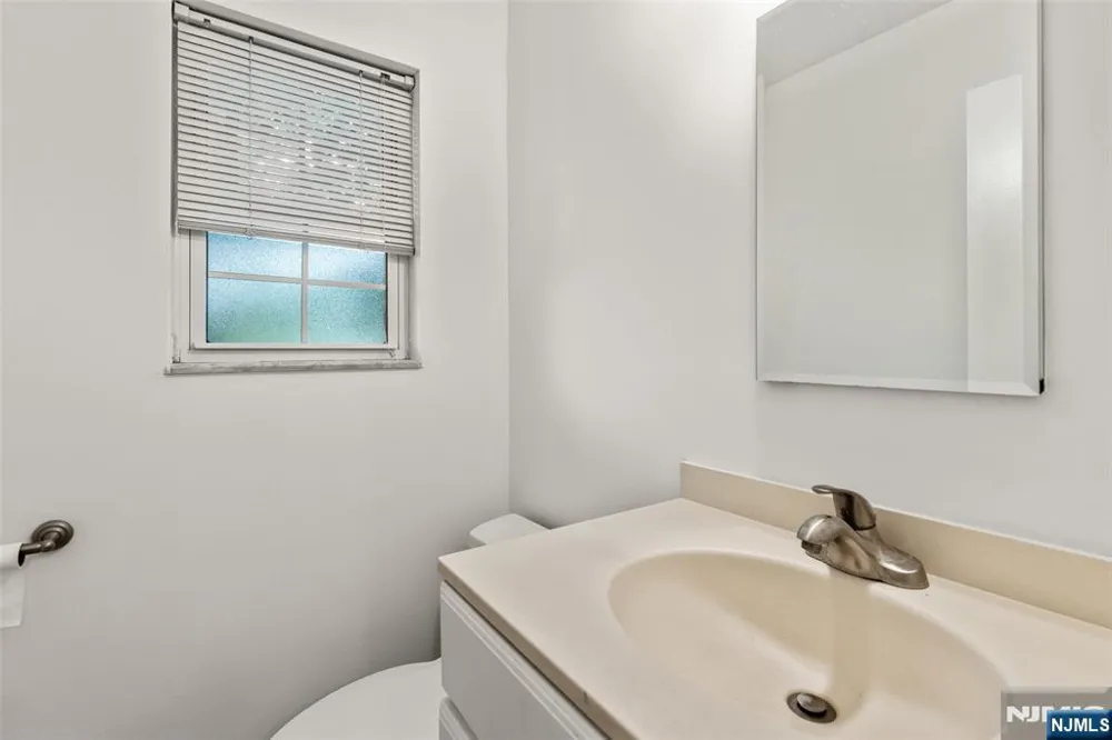 87 Poplar Street 4 Ramsey, NJ 07644