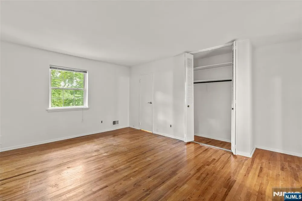 87 Poplar Street 4 Ramsey, NJ 07644