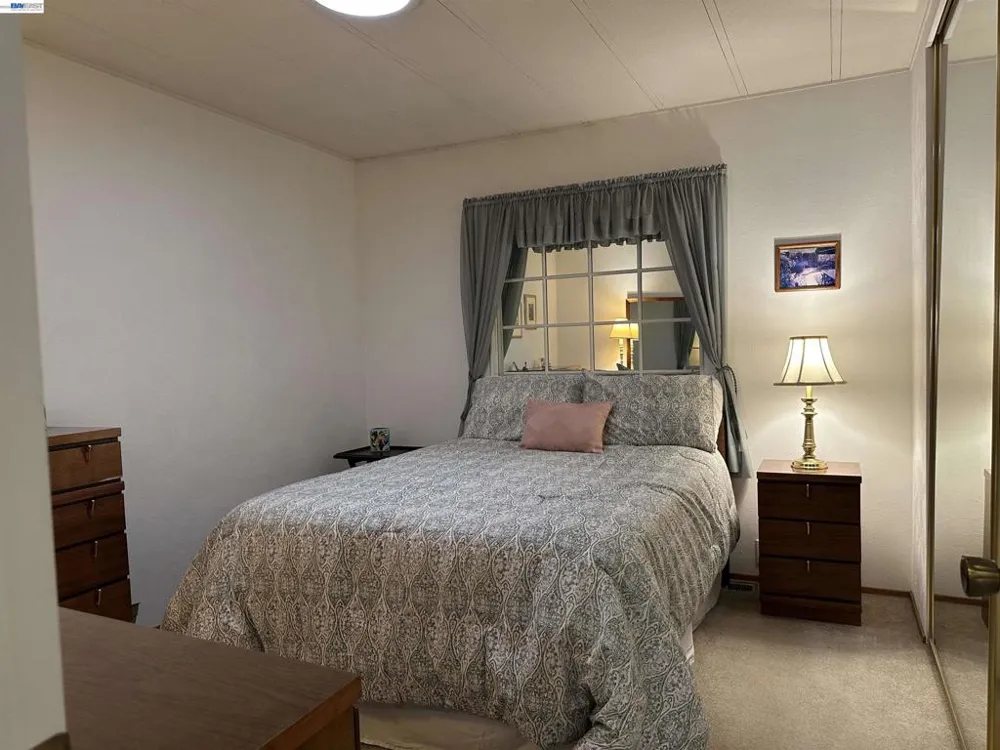 29284 Harpoon Way Hayward, CA 94544