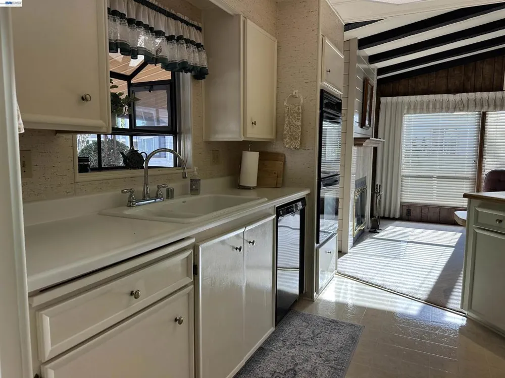 29284 Harpoon Way Hayward, CA 94544