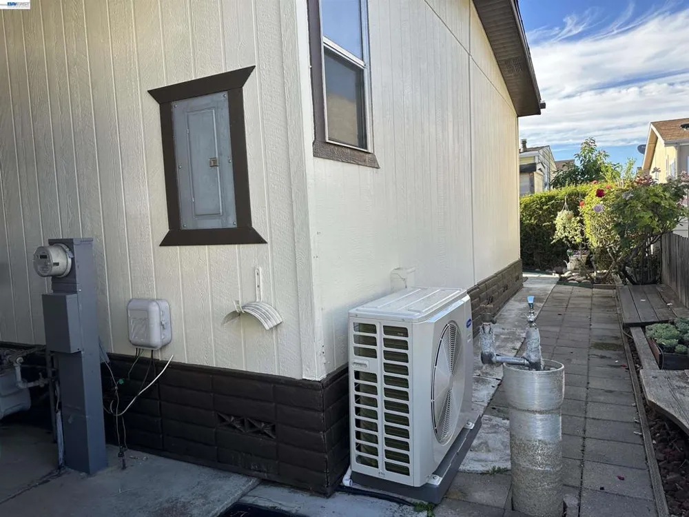 29284 Harpoon Way Hayward, CA 94544