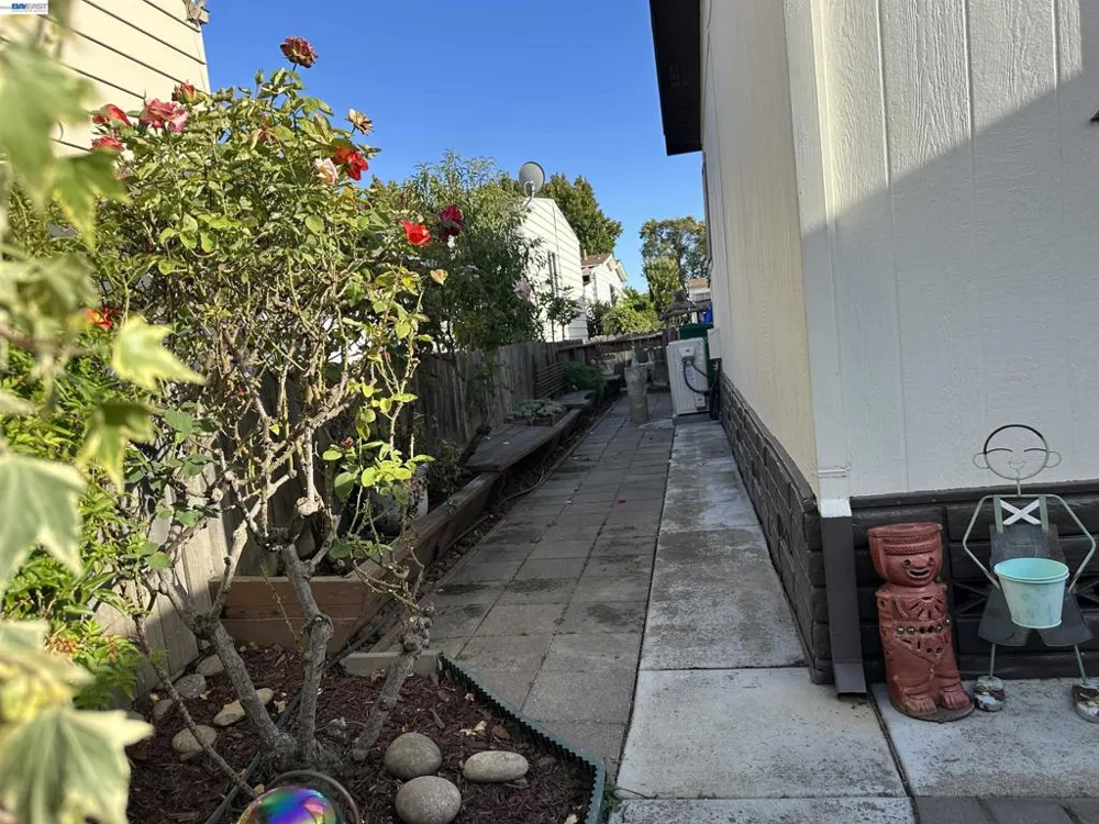 29284 Harpoon Way Hayward, CA 94544