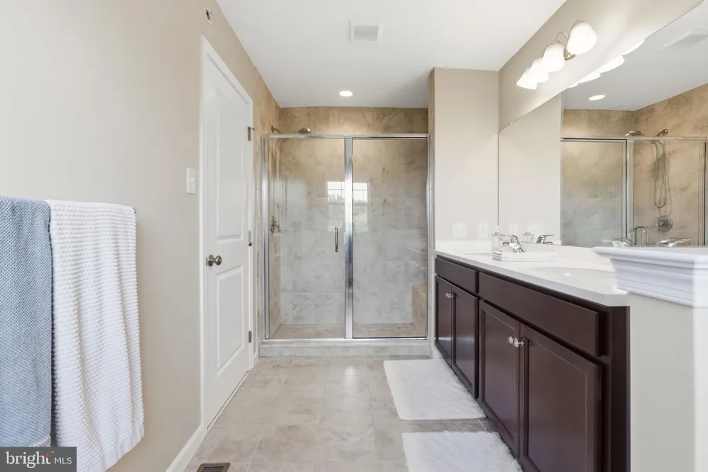 318 RIDGEWOOD DRIVE #           Royersford, PA 19468