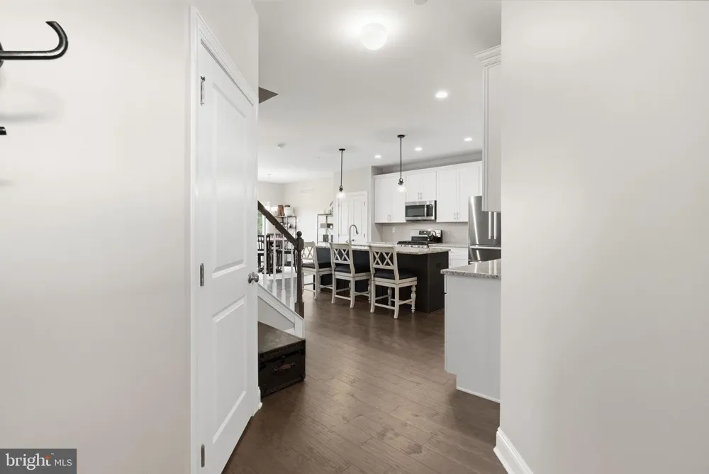 318 RIDGEWOOD DRIVE #           Royersford, PA 19468