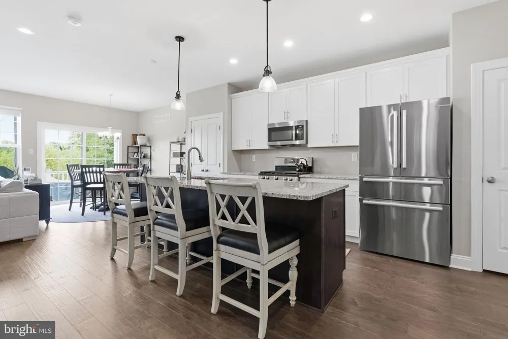 318 RIDGEWOOD DRIVE #           Royersford, PA 19468