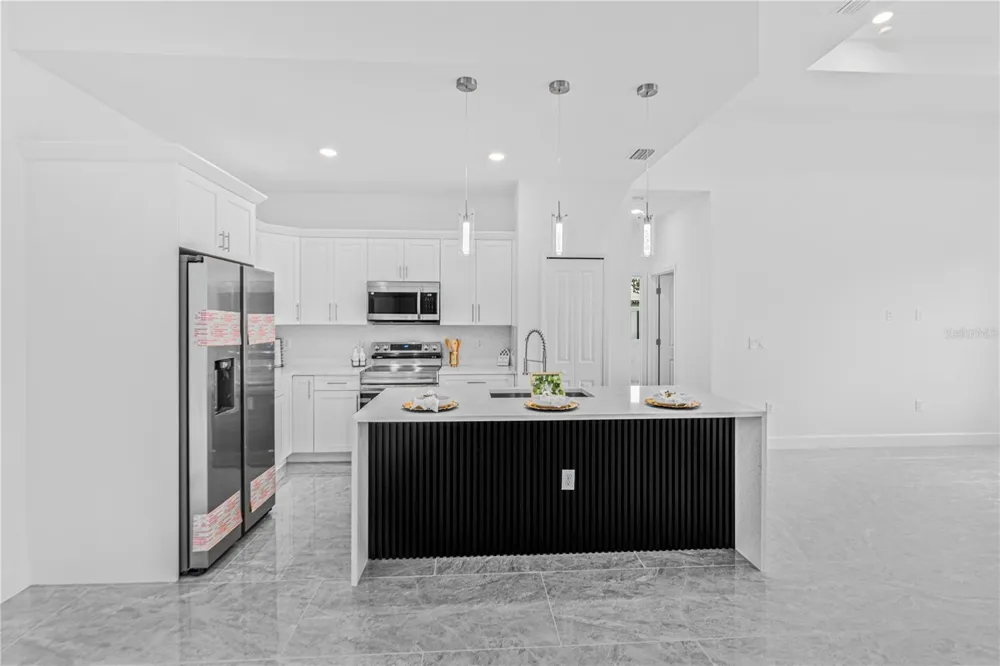 1113 HENRY AVENUE Lehigh Acres, FL 33972