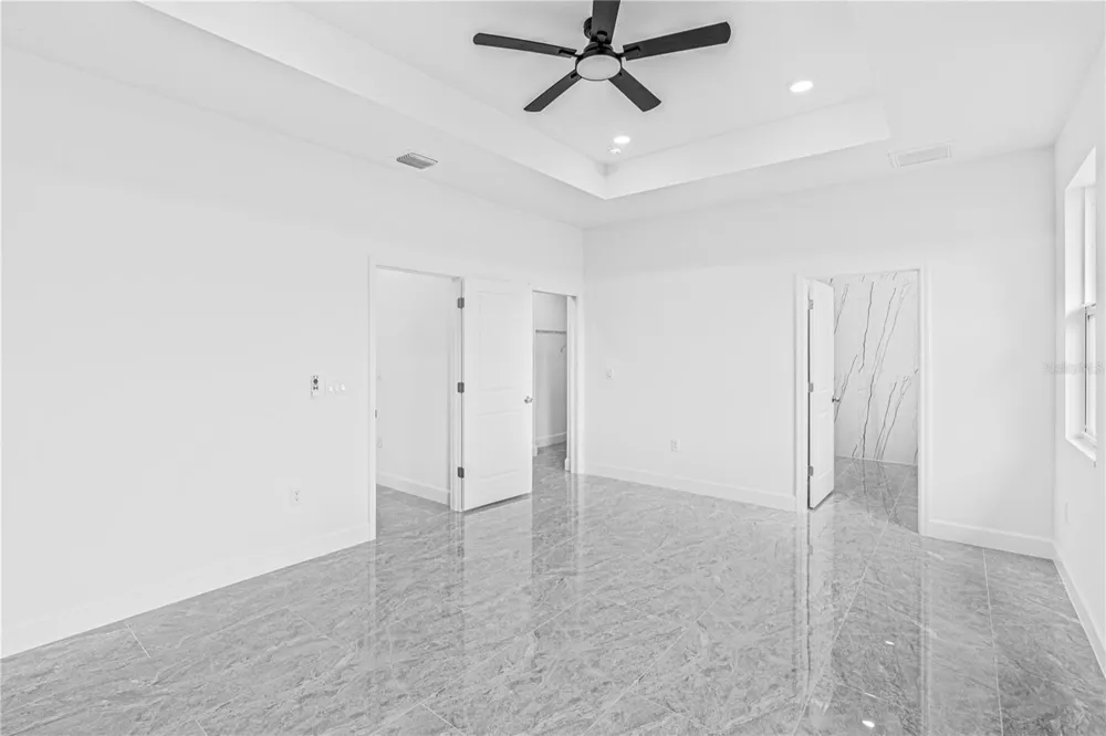1113 HENRY AVENUE Lehigh Acres, FL 33972