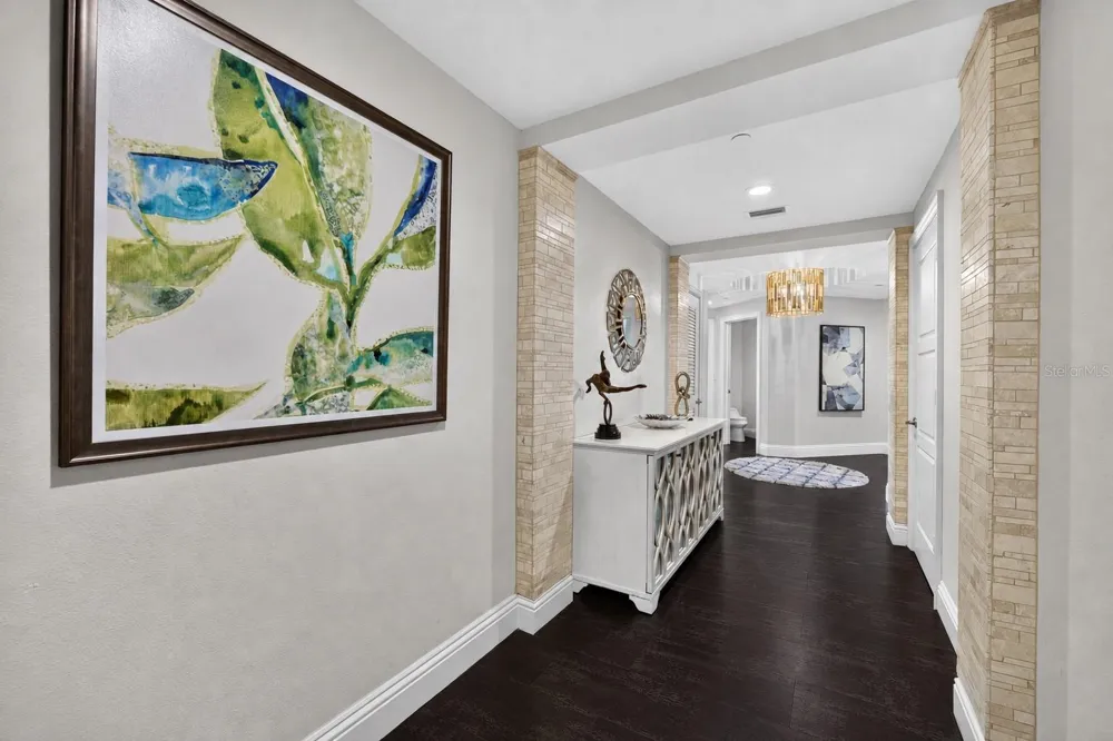 11 BAYMONT STREET #807 Clearwater, FL 33767