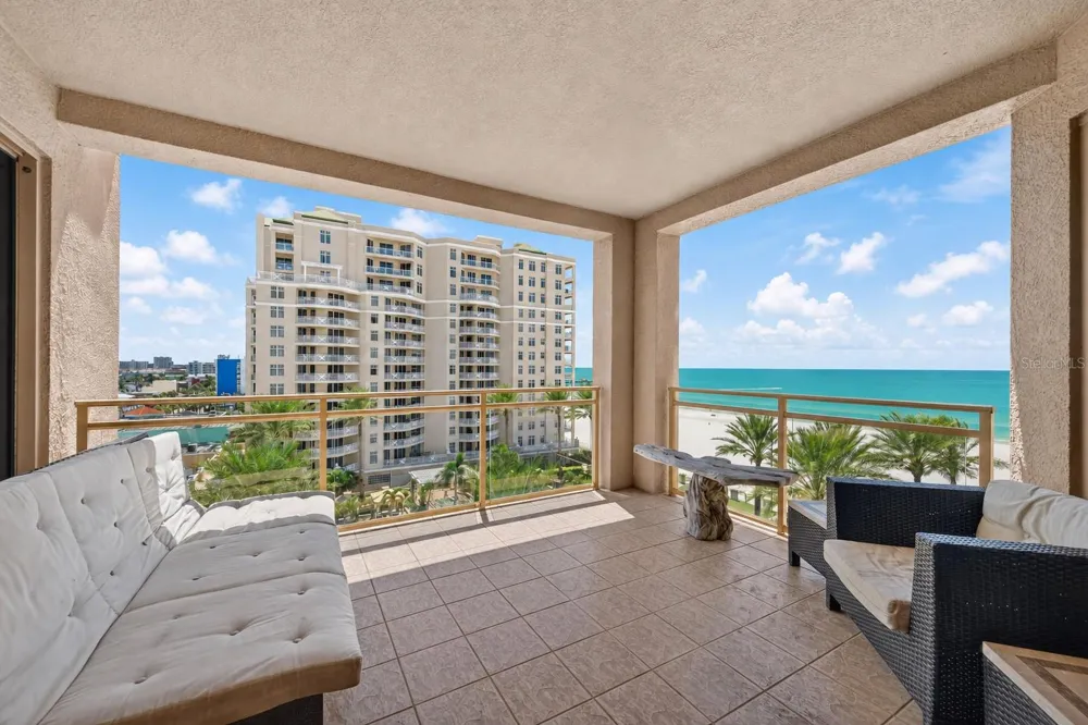 11 BAYMONT STREET #807 Clearwater, FL 33767
