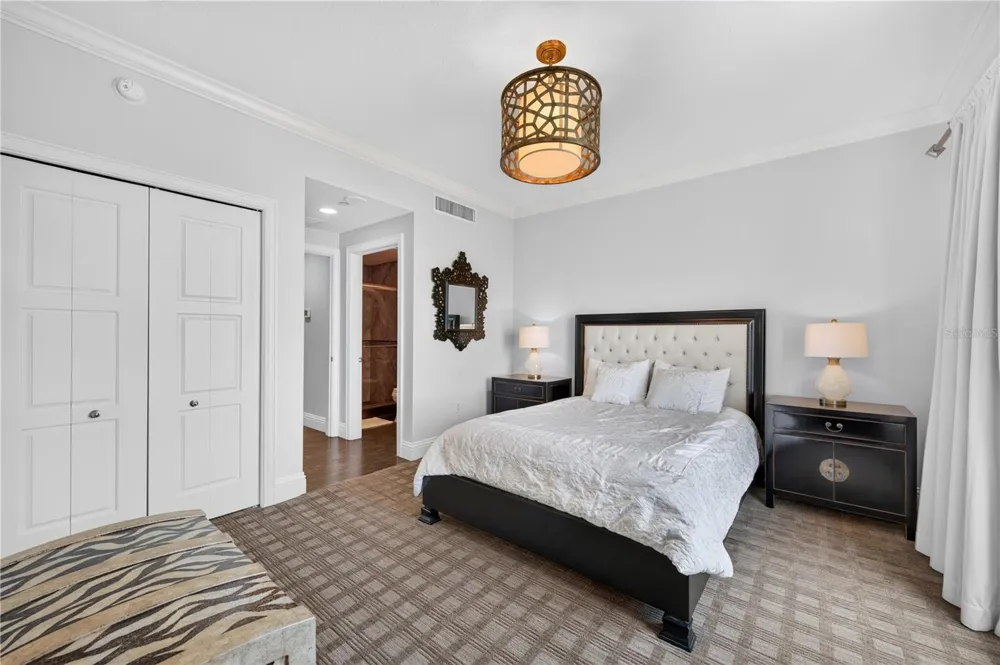 11 BAYMONT STREET #807 Clearwater, FL 33767
