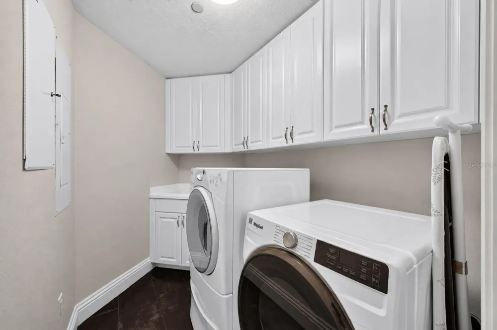 11 BAYMONT STREET #807 Clearwater, FL 33767