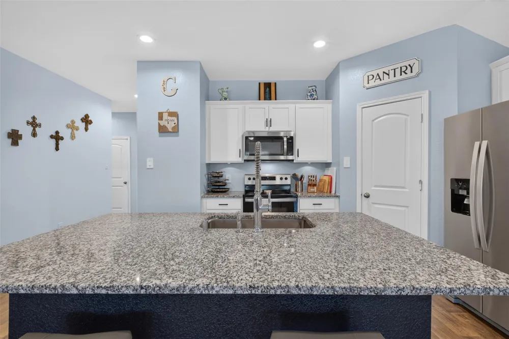 815 Republic Road New Caney, TX 77357