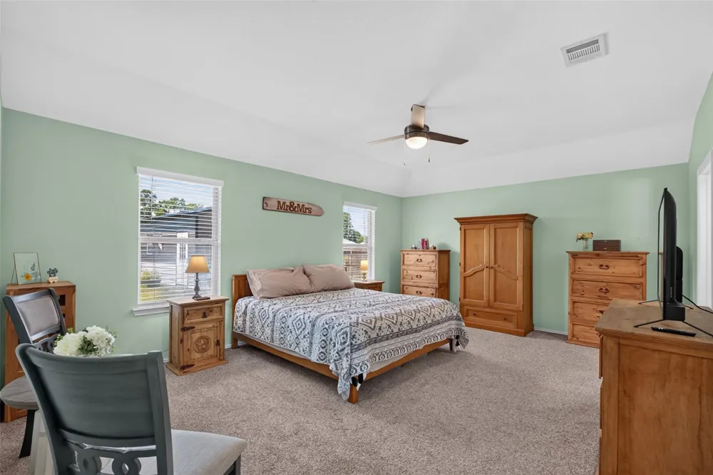 815 Republic Road New Caney, TX 77357