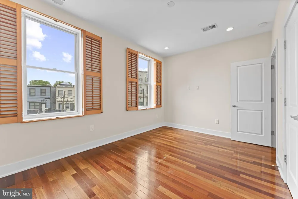 440 RHODE ISLAND AVENUE NW #203 Washington, DC 20001