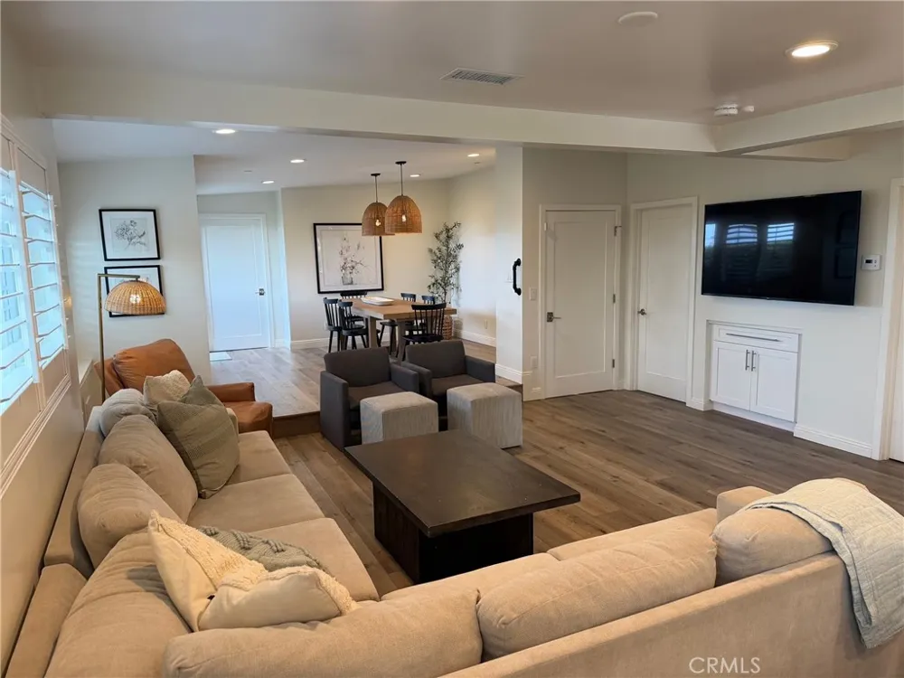 104 Avenida Barcelona San Clemente, CA 92672