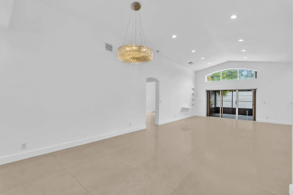 3307 SW 49TH Hollywood, FL 33312