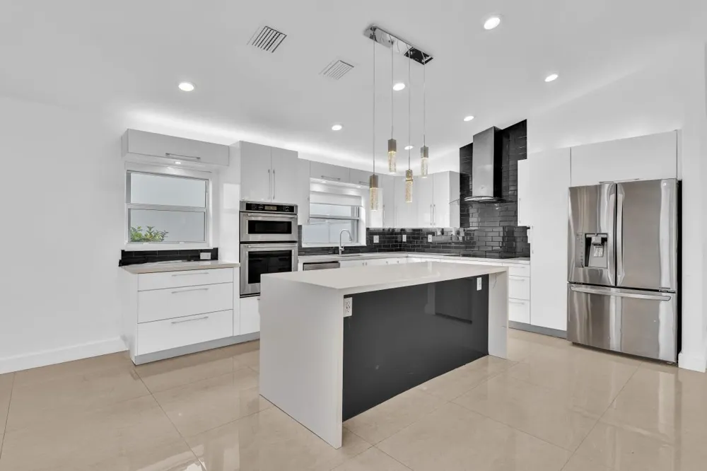 3307 SW 49TH Hollywood, FL 33312