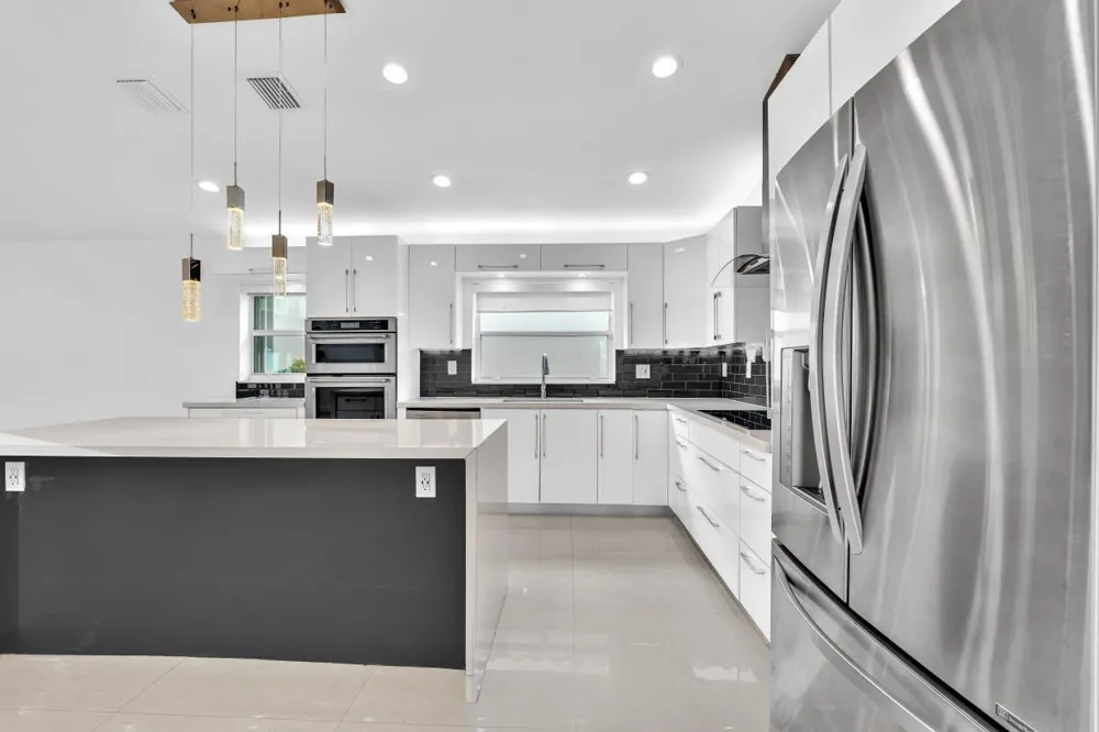 3307 SW 49TH Hollywood, FL 33312