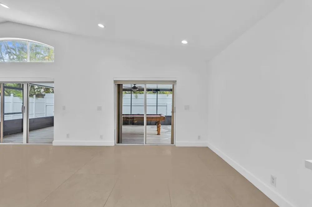 3307 SW 49TH Hollywood, FL 33312