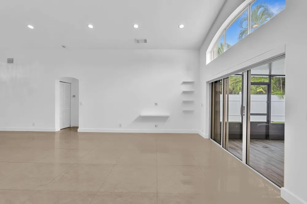 3307 SW 49TH Hollywood, FL 33312