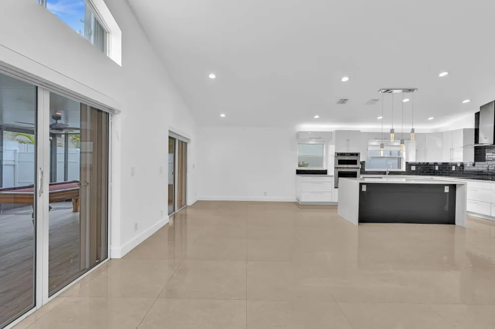 3307 SW 49TH Hollywood, FL 33312