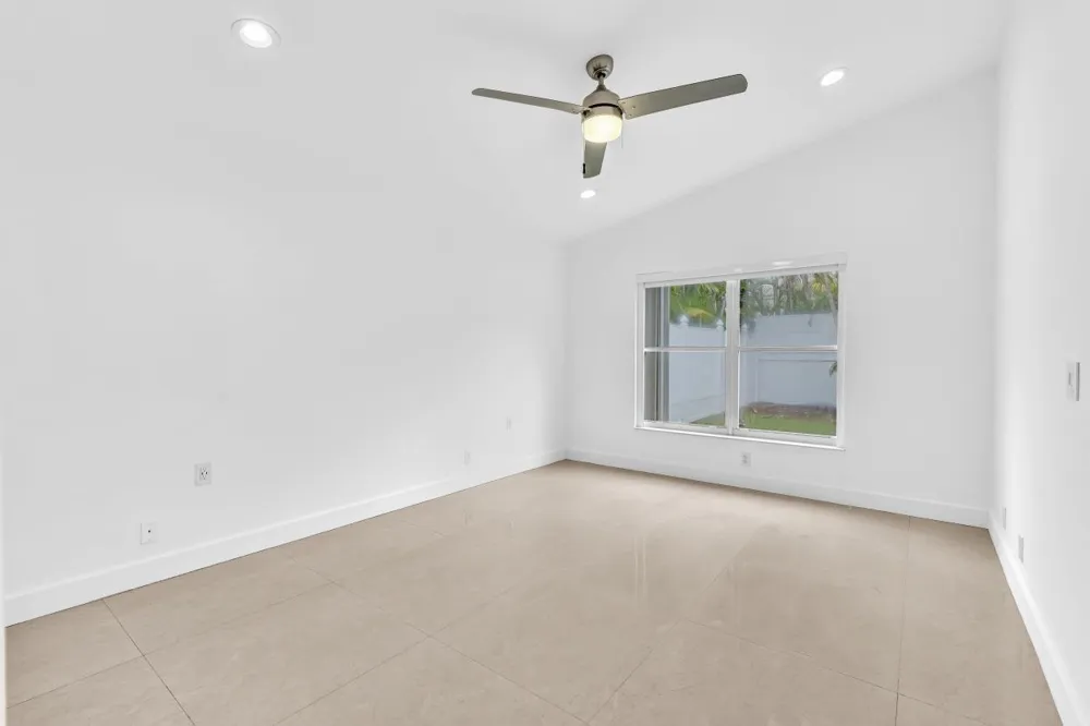 3307 SW 49TH Hollywood, FL 33312