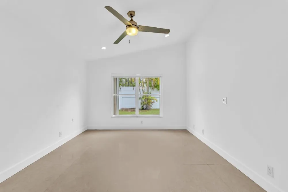 3307 SW 49TH Hollywood, FL 33312