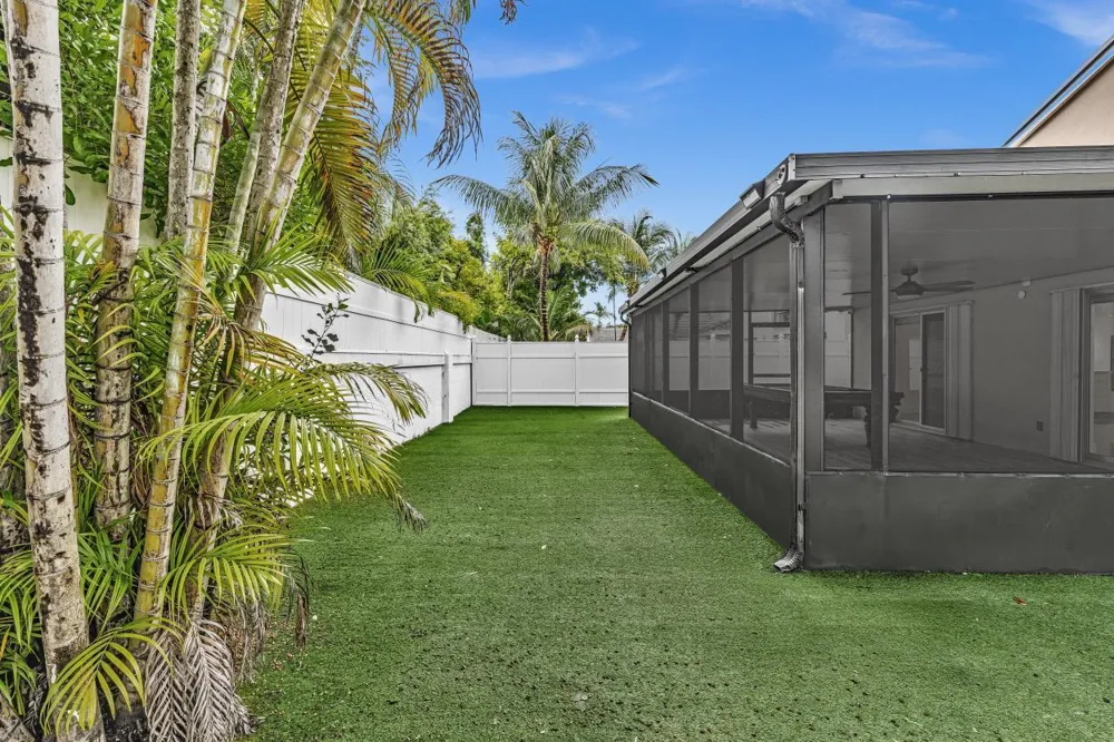 3307 SW 49TH Hollywood, FL 33312