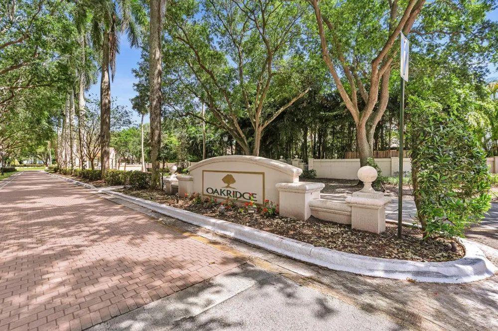 3307 SW 49TH Hollywood, FL 33312