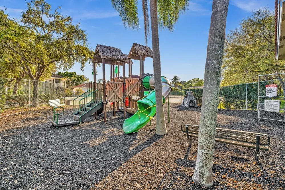 3307 SW 49TH Hollywood, FL 33312