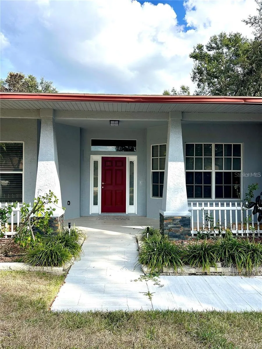 12221 ANNE KENIA DRIVE Thonotosassa, FL 33592
