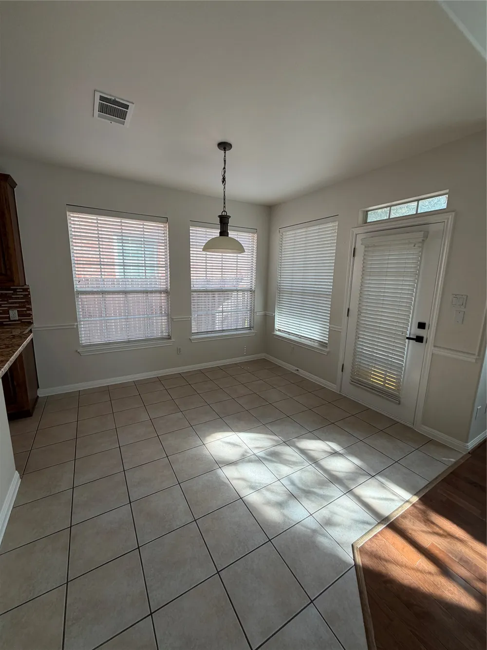 2412 Arbor Drive Round Rock, TX 78681