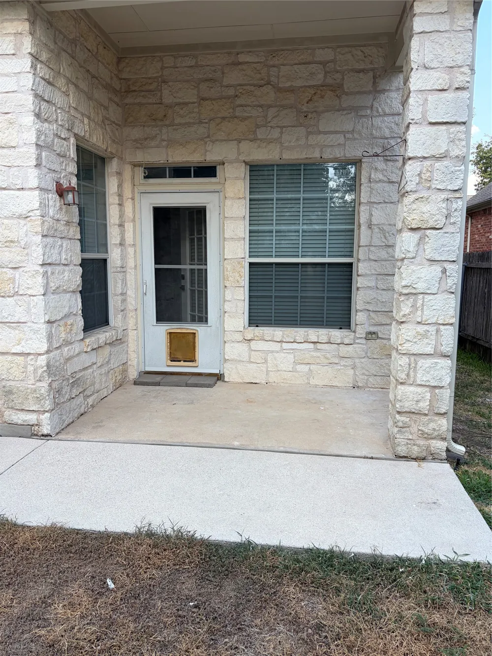 2412 Arbor Drive Round Rock, TX 78681