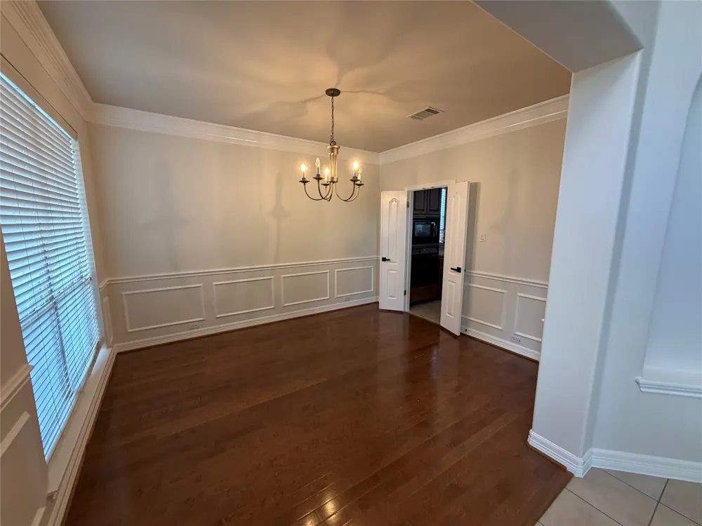 2412 Arbor Drive Round Rock, TX 78681