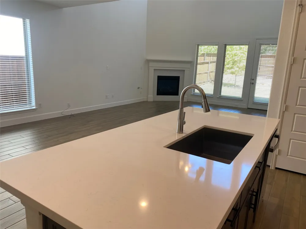 1624 Bulls Eye Road Mansfield, TX 76063